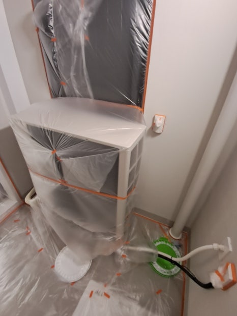 균열 보수 및 프라이머 작업